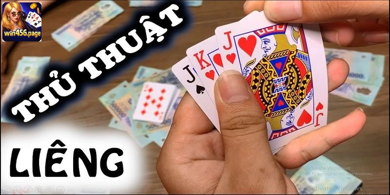 Khi nào nên mạo hiểm lật ngược thế cờ trong liêng?